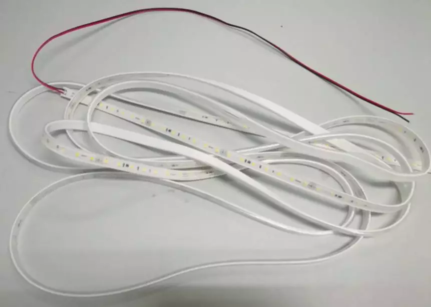 SM4A00TS無壓降 低壓恒流IC 燈帶方案(圖8)
